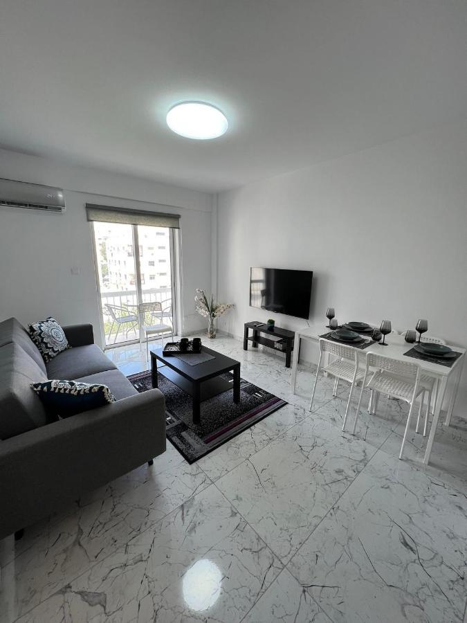 Amalia Residences นิโคเซีย ภายนอก รูปภาพ