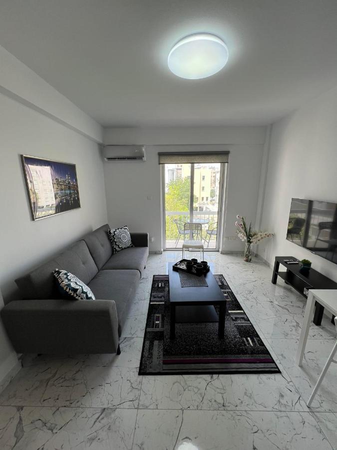 Amalia Residences นิโคเซีย ภายนอก รูปภาพ